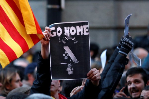 Barselona'da Fuar'a katılan Kral'a Katalanlardan tepki
