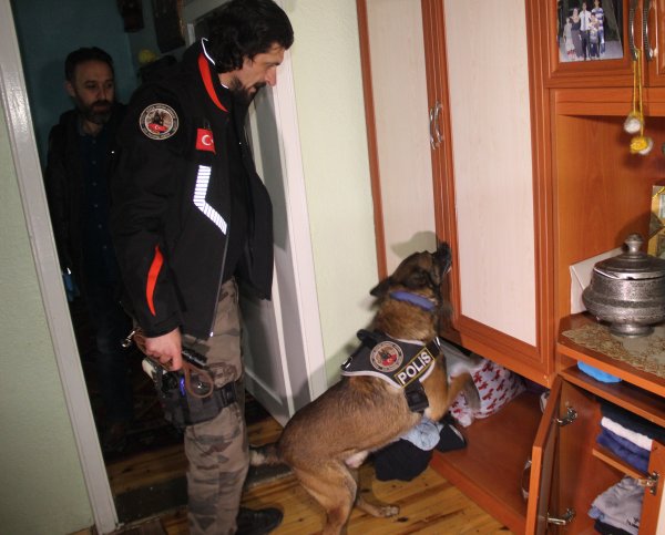 Konya'da uyuşturucu operasyonu: 28 gözaltı 