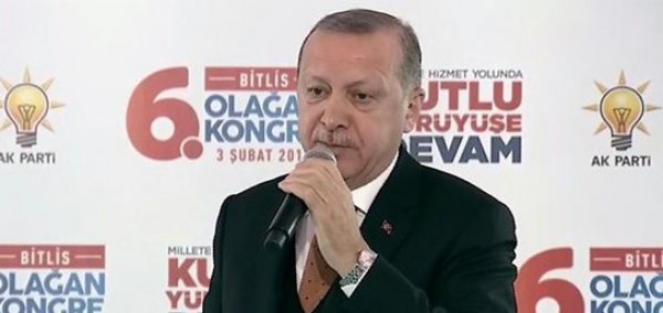 Erdoğan: Aslanlarımız çakalları sürüngene çevirdi