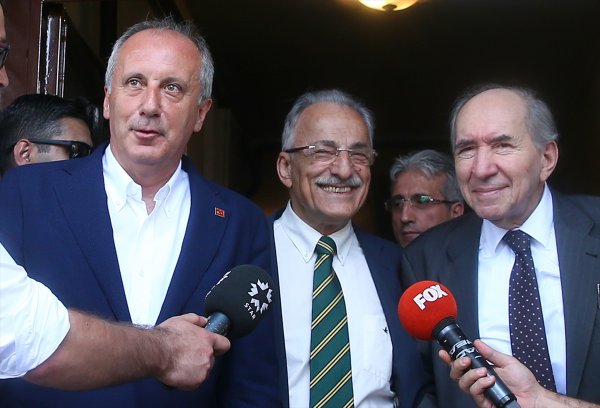 İnce, eski CHP'lilerle buluştu