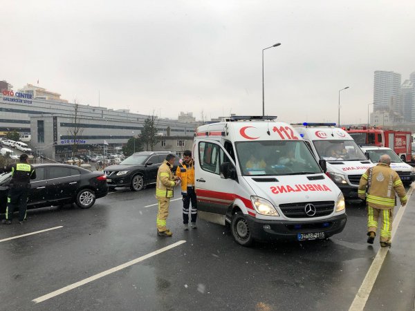 Bağcılar'da kaza: 9 yaralı