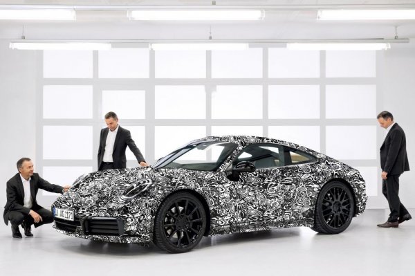 Porsche'un yeni bebeği 992, bu yılın sonunda geliyor