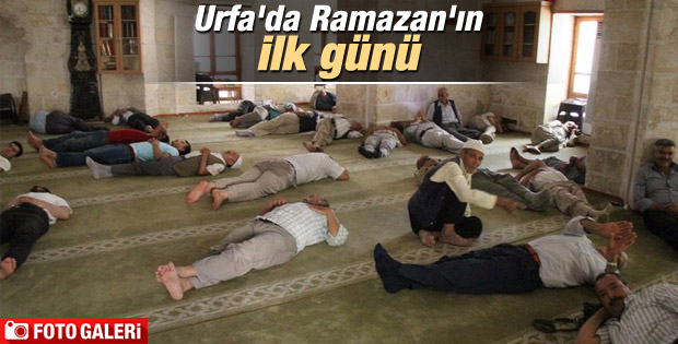 Şanlıurfa'da oruçlu vatandaşlar camide dinlendi