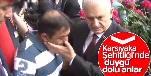 TBMM Başkanı Yıldırım Karşıyaka Şehitliği'ne gitti