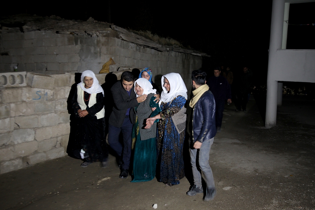 Van'da şehit evinden Kürtçe ağıtlar yükseldi