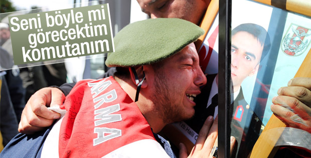Askerin gözyaşları: Seni böyle mi görecektim komutanım