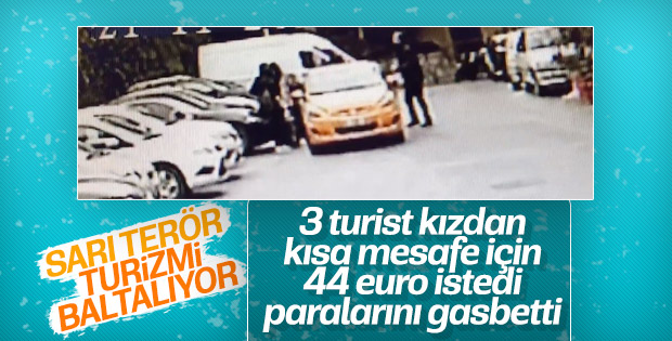 Taksici 3 kadın turistin parasını alıp yüzüne tükürdü