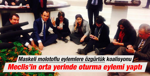 TBMM'de milletvekillerinden oturma eylemi