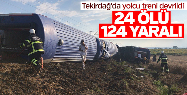 Tekirdağ Çorlu'da yolcu treni devrildi
