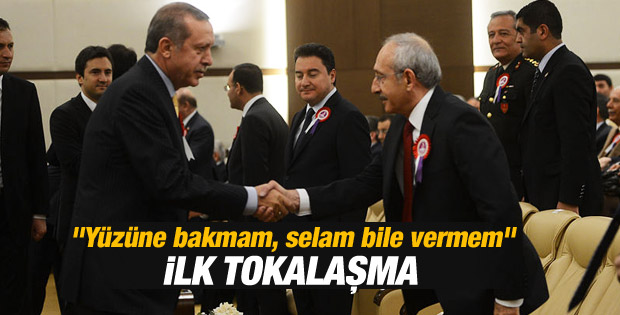 Kılıçdaroğlu ile Erdoğan el sıkıştı İZLE