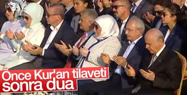 Yenikapı'da Kur'an tilaveti