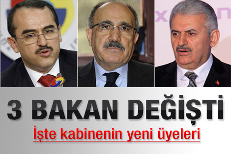 Üç bakan istifa etti