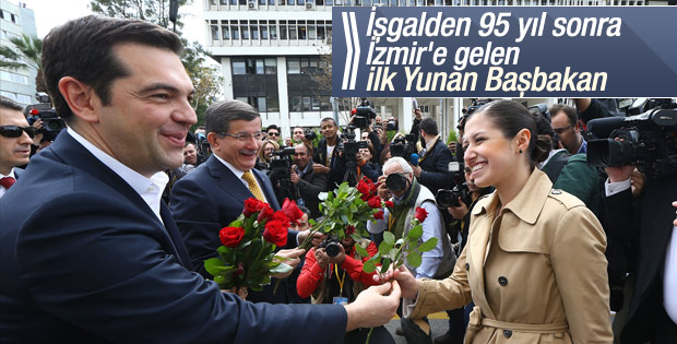 Çipras Davutoğlu'yla birlikte İzmir'de