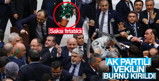 AK Partili Fatih Şahin'in burnu kırıldı