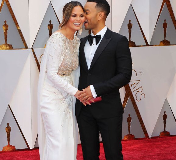 John Legend In Esi Oscar Odul Toreni Nde Uyudu