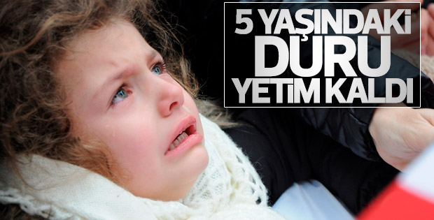 Şehit Karakurdu'nun çocukları cenazede gözyaşlarına boğuldu