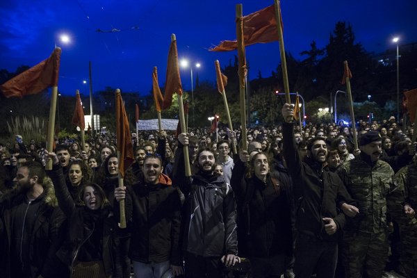 Yunanistan'daki 17 Kasım gösterilerinde olaylar çıktı