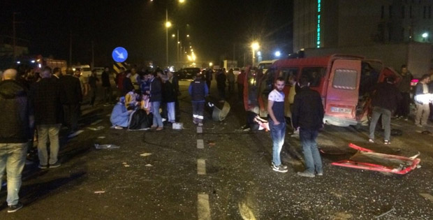 Samsun'da trafik kazası: 1 ölü 14 yaralı