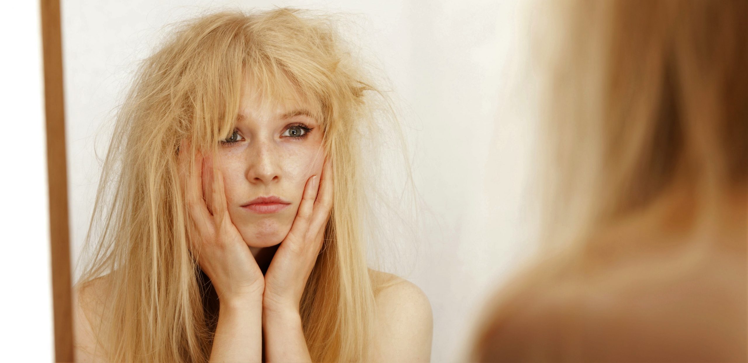 7 daily habits that damage your hair #1