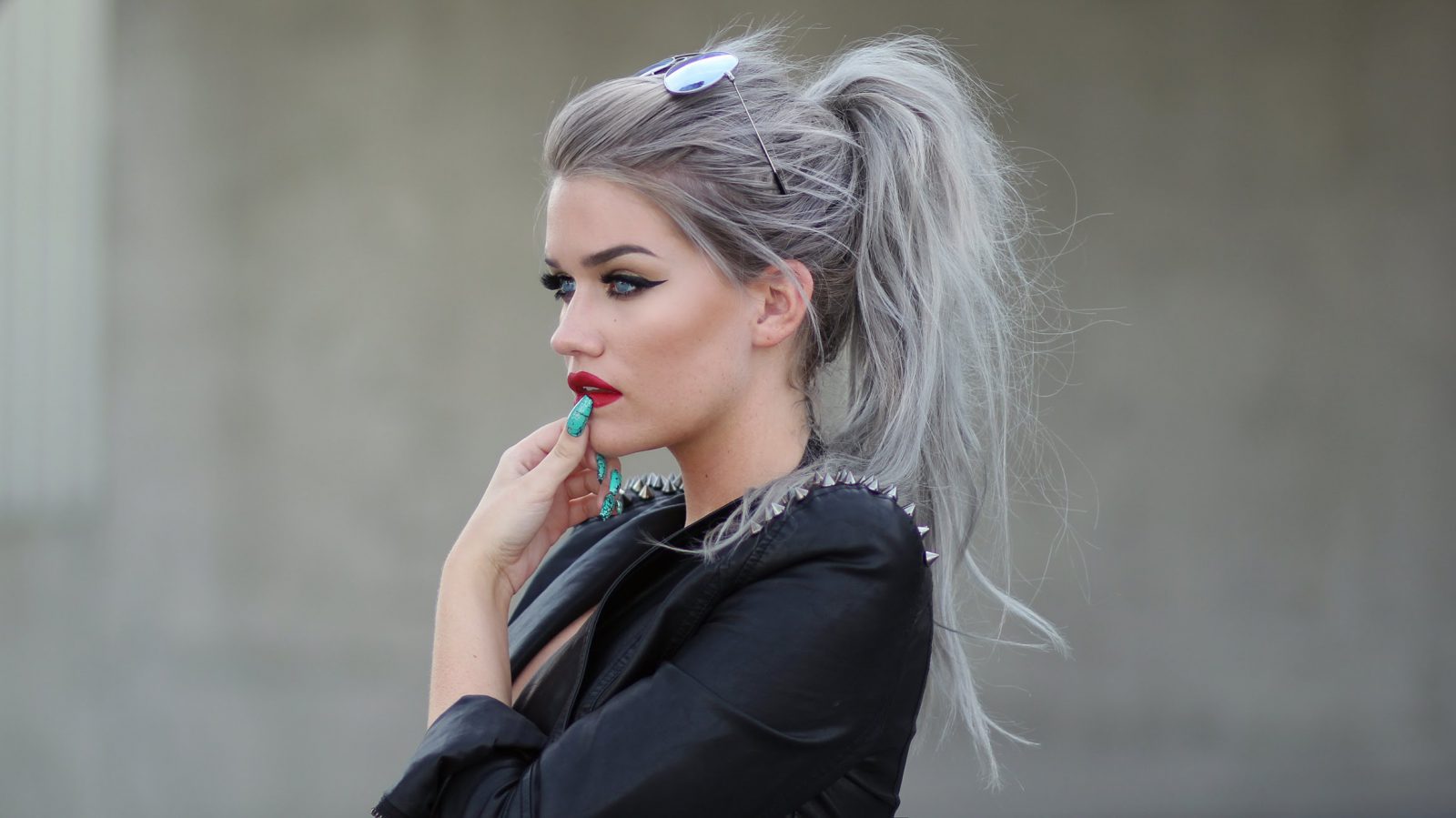 The hair color you want hints at your personality #9