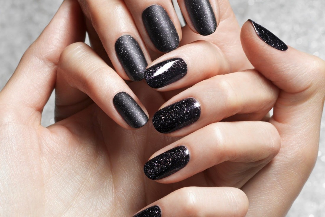 What does your nail color say about your personality?  #6