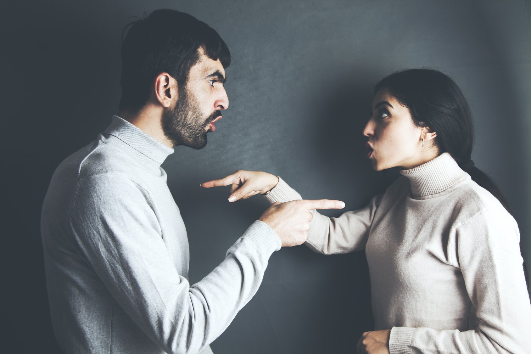 8 behaviors that can negatively affect your marriage #1