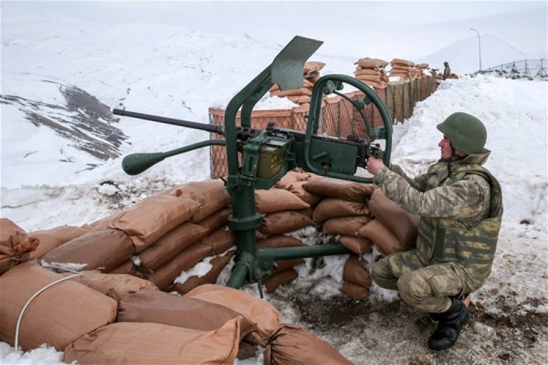 Mehmetçik eksi 20 derecede vatan nöbetinde