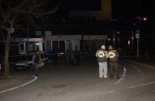 İbrahim Tatlıses başından vuruldu 