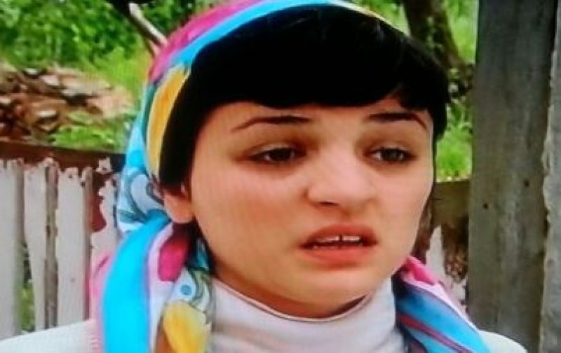 Oyuncu Gonca Vuslateri eski haliyle dalga geçti 