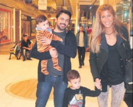 Çağla Şikel zamana meydan okuyan ünlülerden