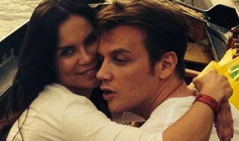 Sinan Akçıl'ın yeni tarzı