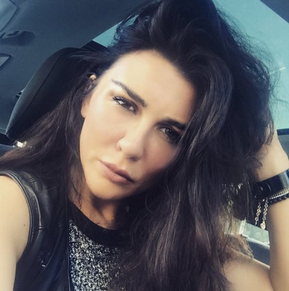 Selen Görgüzel'den Hamdi Alkan'a romantık mesaj