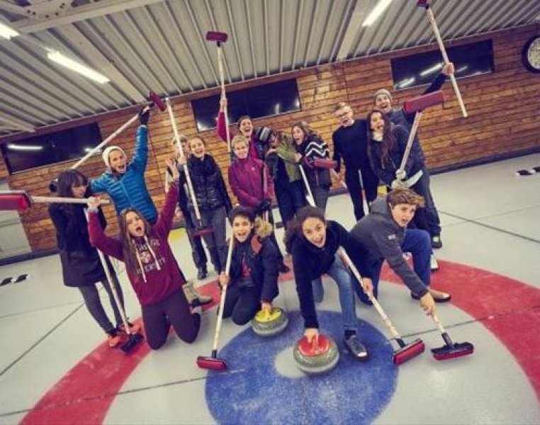 Dünyanın en pahalı okulu  İsviçre'de bulunuyor 