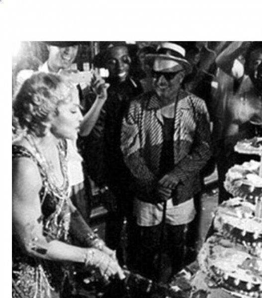 Madonna 56'ıncı yaş gününü kutladı  