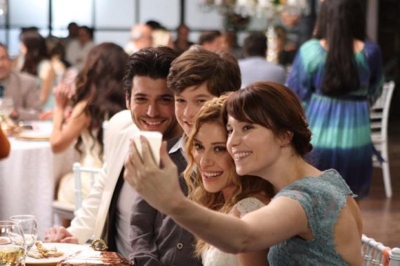 Kenan İmirzalioğlu ile Sinem Kobal evleniyor