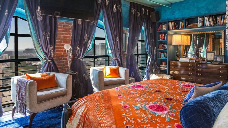 Johnny Depp Los Angeles’taki evini sattı