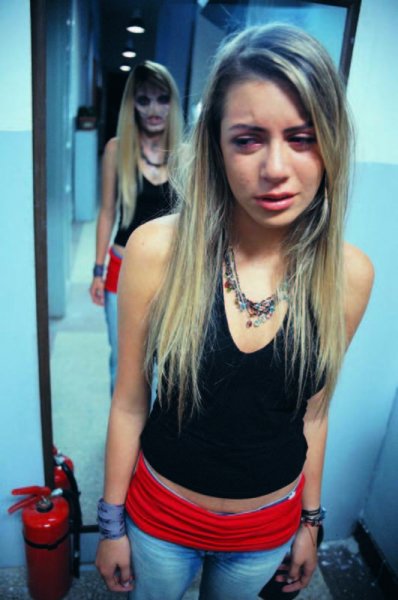 Sinem Kobal'ın yeni imajı