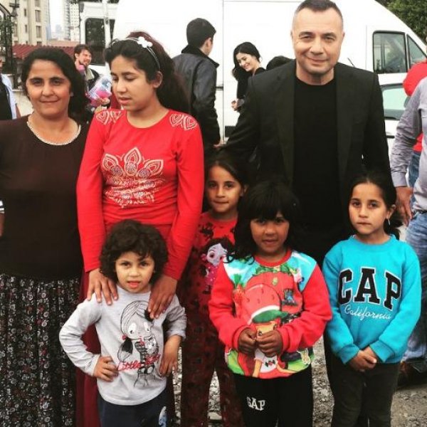 Ünlülerin objektifinden 4 Mayıs Instagram paylaşımları 