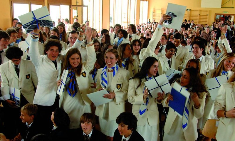 Dünyanın en pahalı okulu  İsviçre'de bulunuyor 