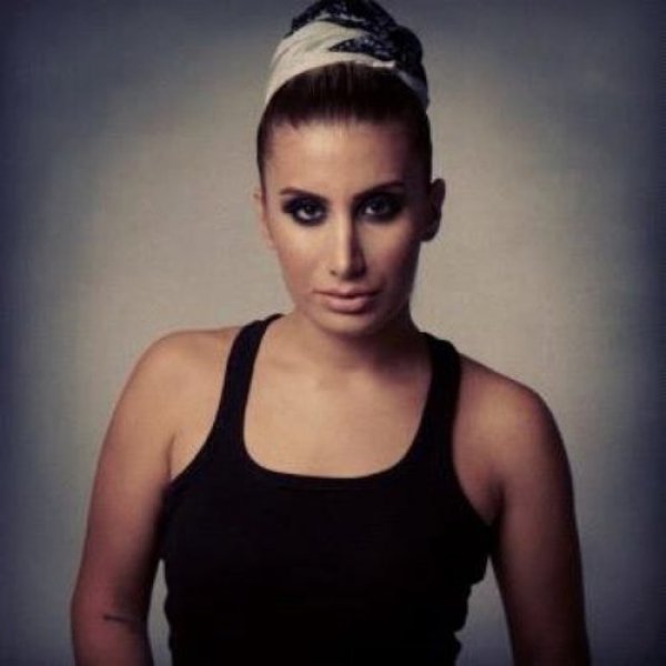 İrem Derici'ye tepki yağdı