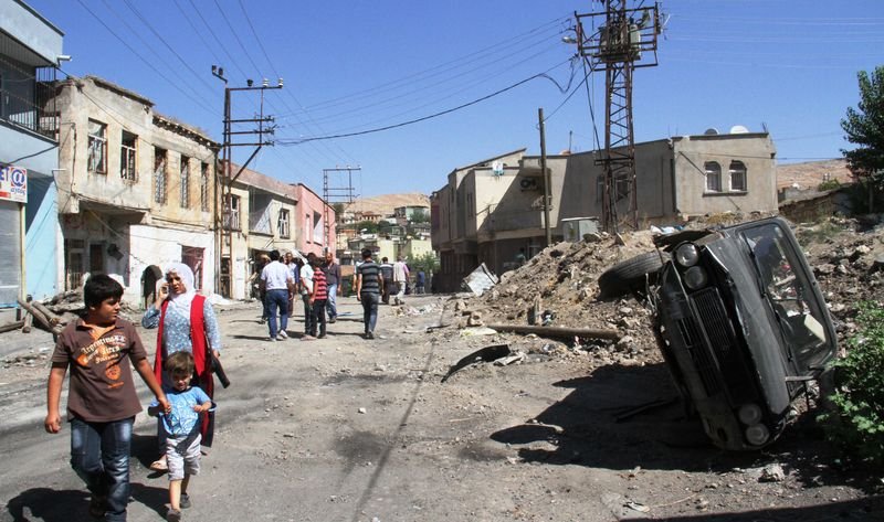 Diyarbakır Silvan savaş alalına döndü