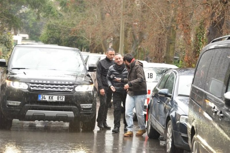 Cem Yılmaz ile Ayşe Hatun Önal karting yaptı