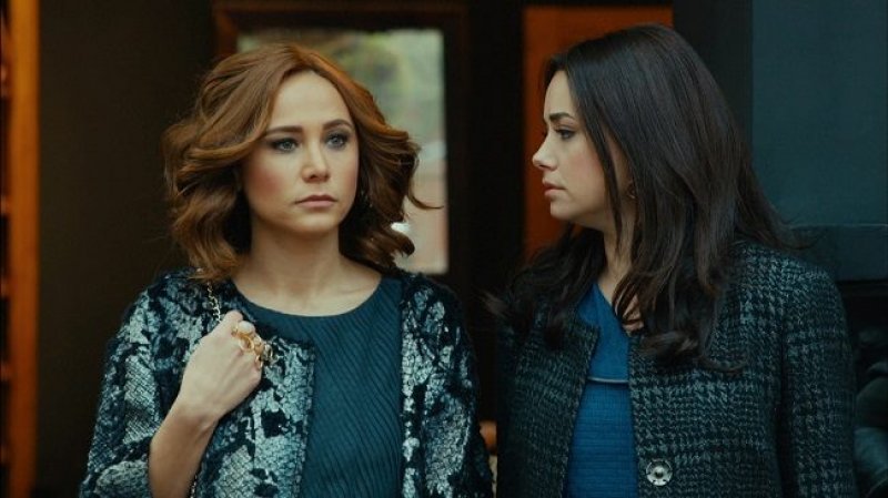 Burçin Terzioğlu: Dört mevsim geçti ruhumdan