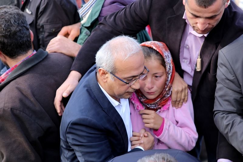 Madenciler son yolculuğuna uğurlandı