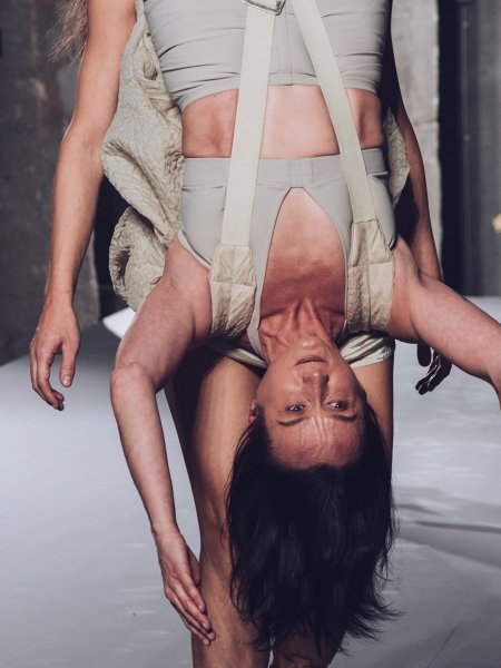 Paris Moda Haftası'nda ilginç defile