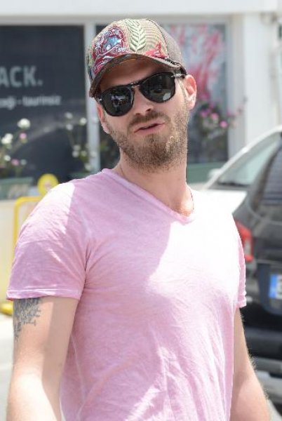 Kıvanç Tatlıtuğ imaj değiştirdi