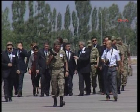 Çukurca şehitlerine veda