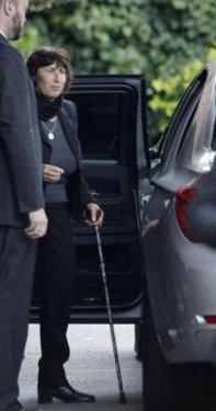 Amy Winehouse son yolculuğuna uğurlandı