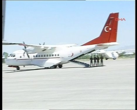 8 şehit için Van'da askeri tören