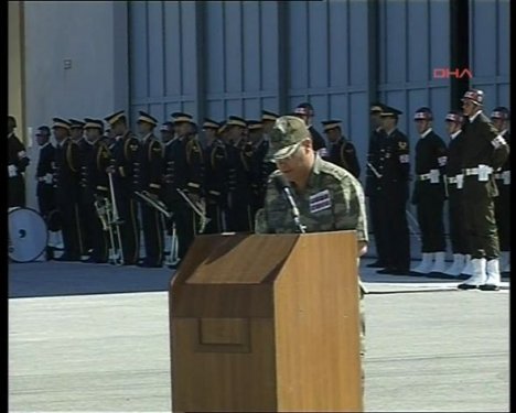 8 şehit için Van'da askeri tören